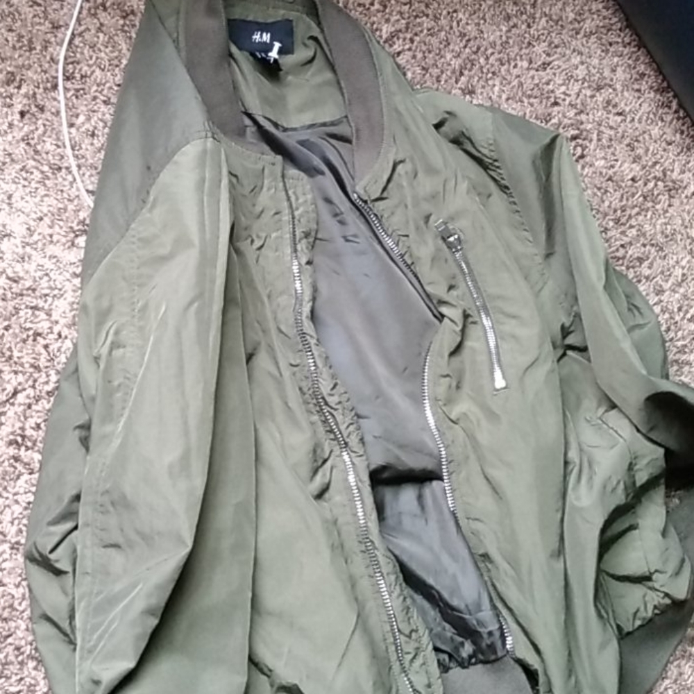H&M jacket - Picture 2 of 2